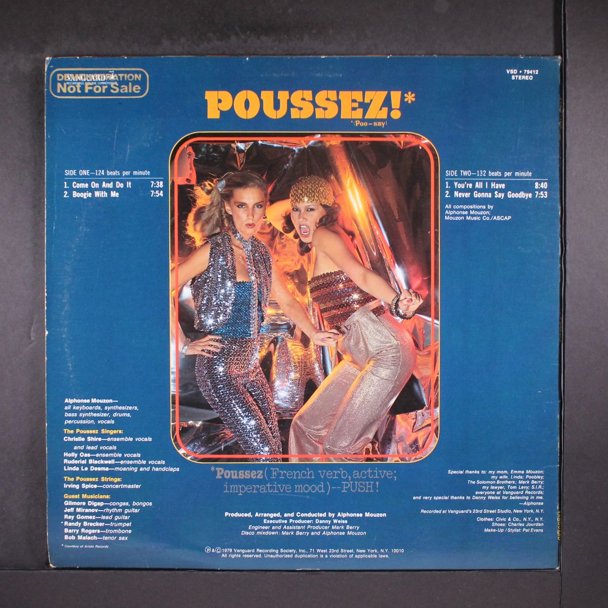 poussez! by POUSSEZ!