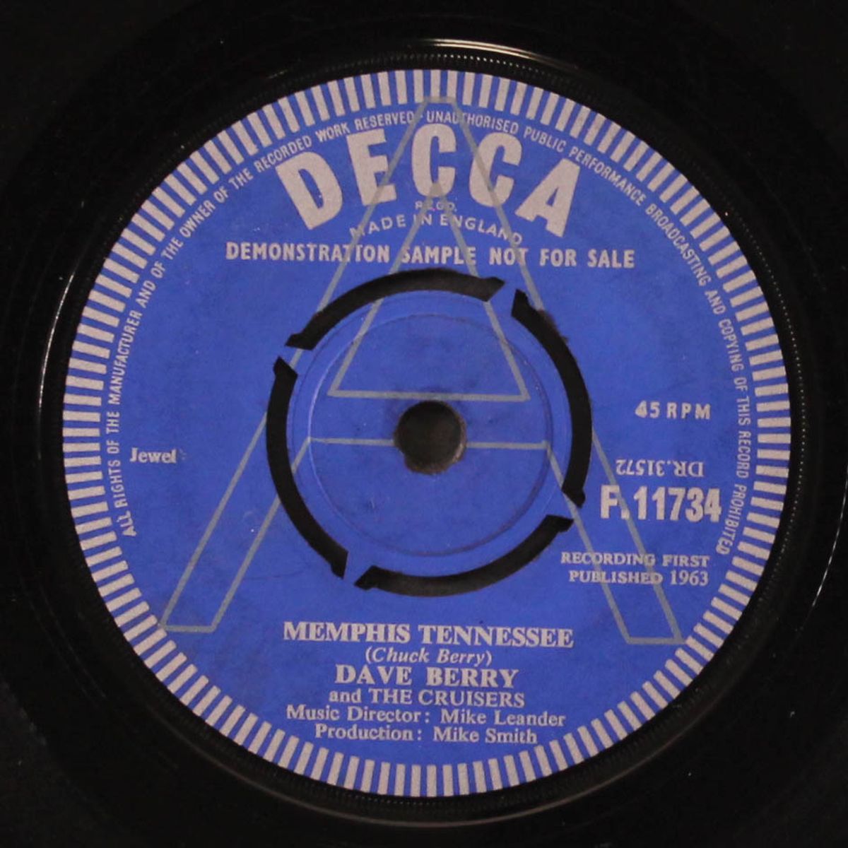 memphis tennessee / tossin' and turnin' by DAVE BERRY