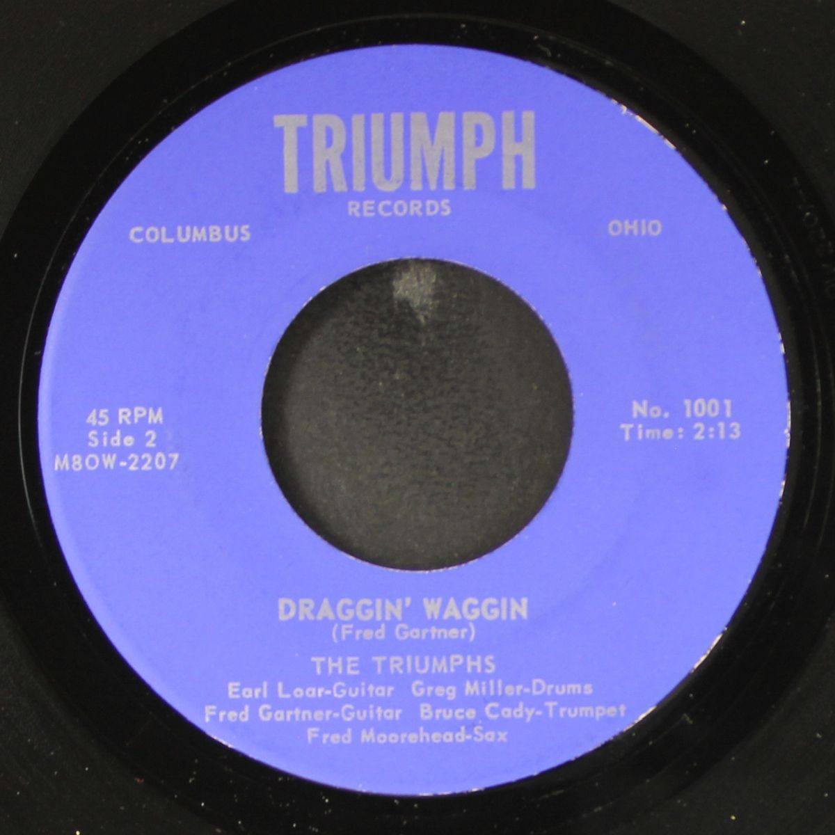 draggin' waggin / fender bender by TRIUMPHS