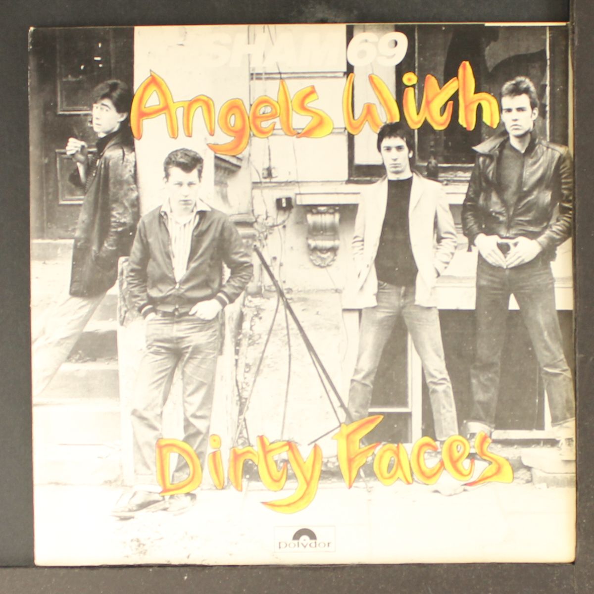 angels with dirty faces by SHAM 69