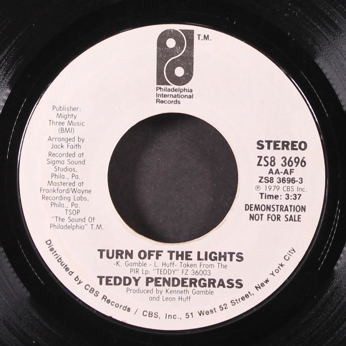 turn off the lights / same by TEDDY PENDERGRASS