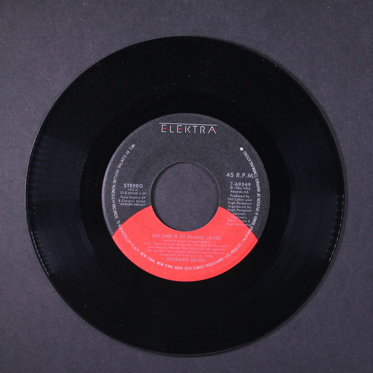 no one is to blame / the chase by HOWARD JONES