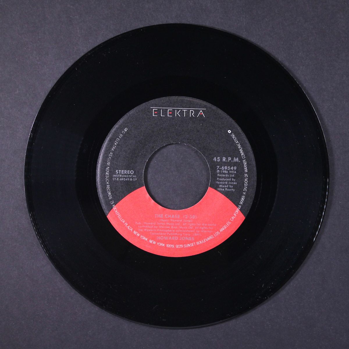 no one is to blame / the chase by HOWARD JONES