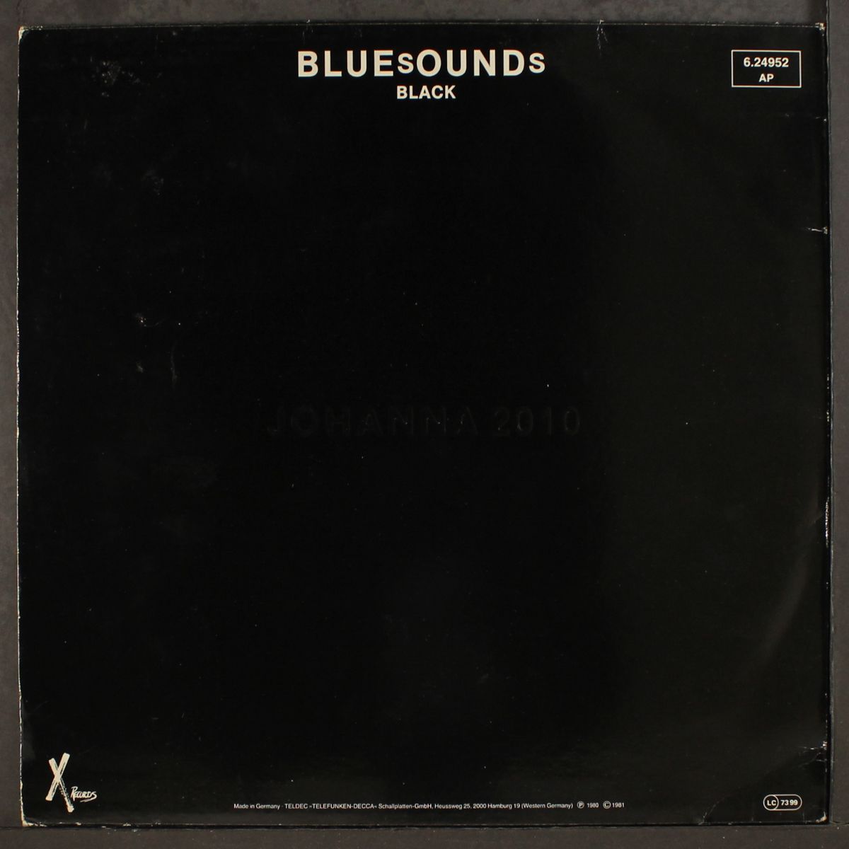 black by BLUESOUNDS