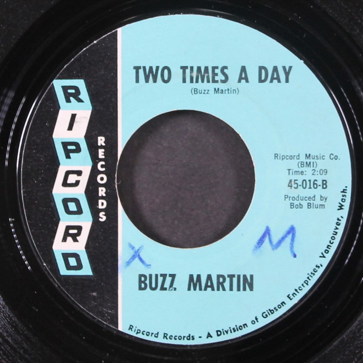 butterin' up biscuit / two times a day by BUZZ MARTIN