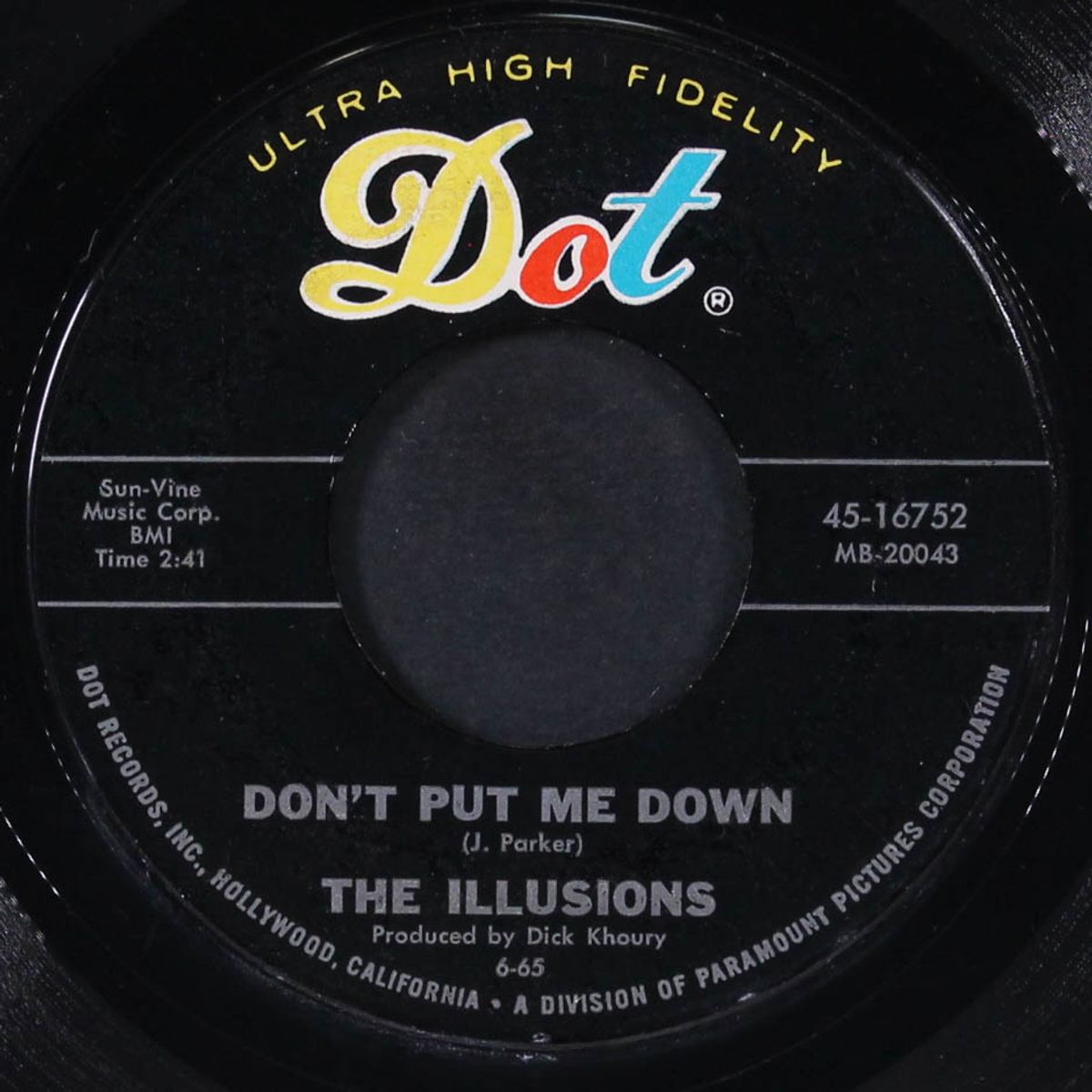 secrets of love / don't put me down by ILLUSIONS