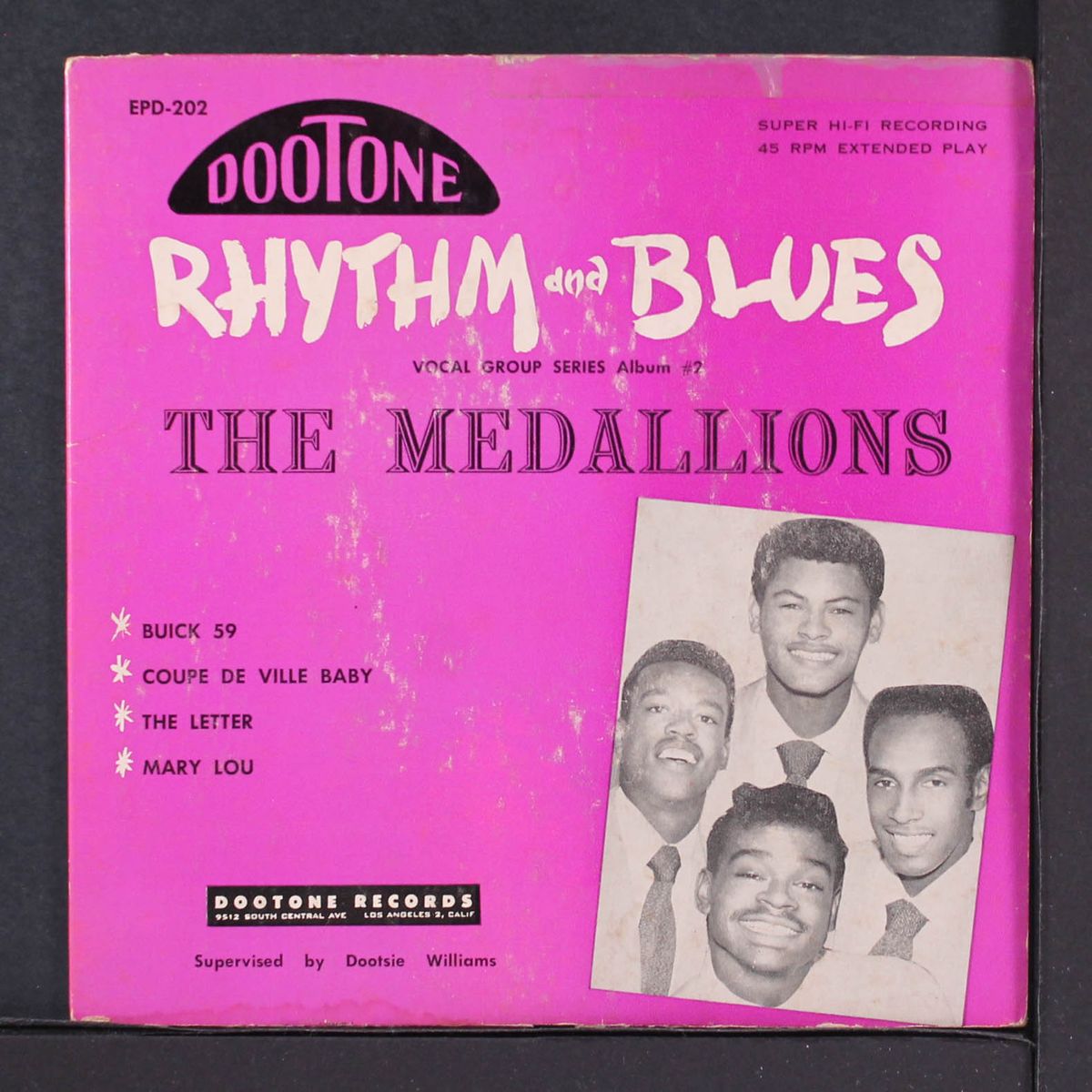 rhythm and blues album #2 by MEDALLIONS