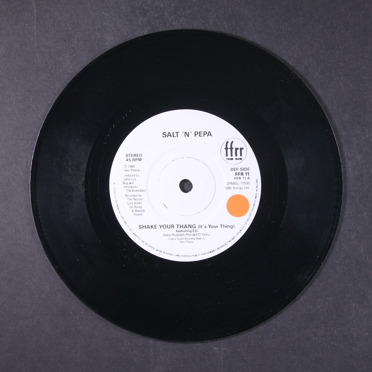 shake your thing / spinderella's not a fella by SALT 'N' PEPA