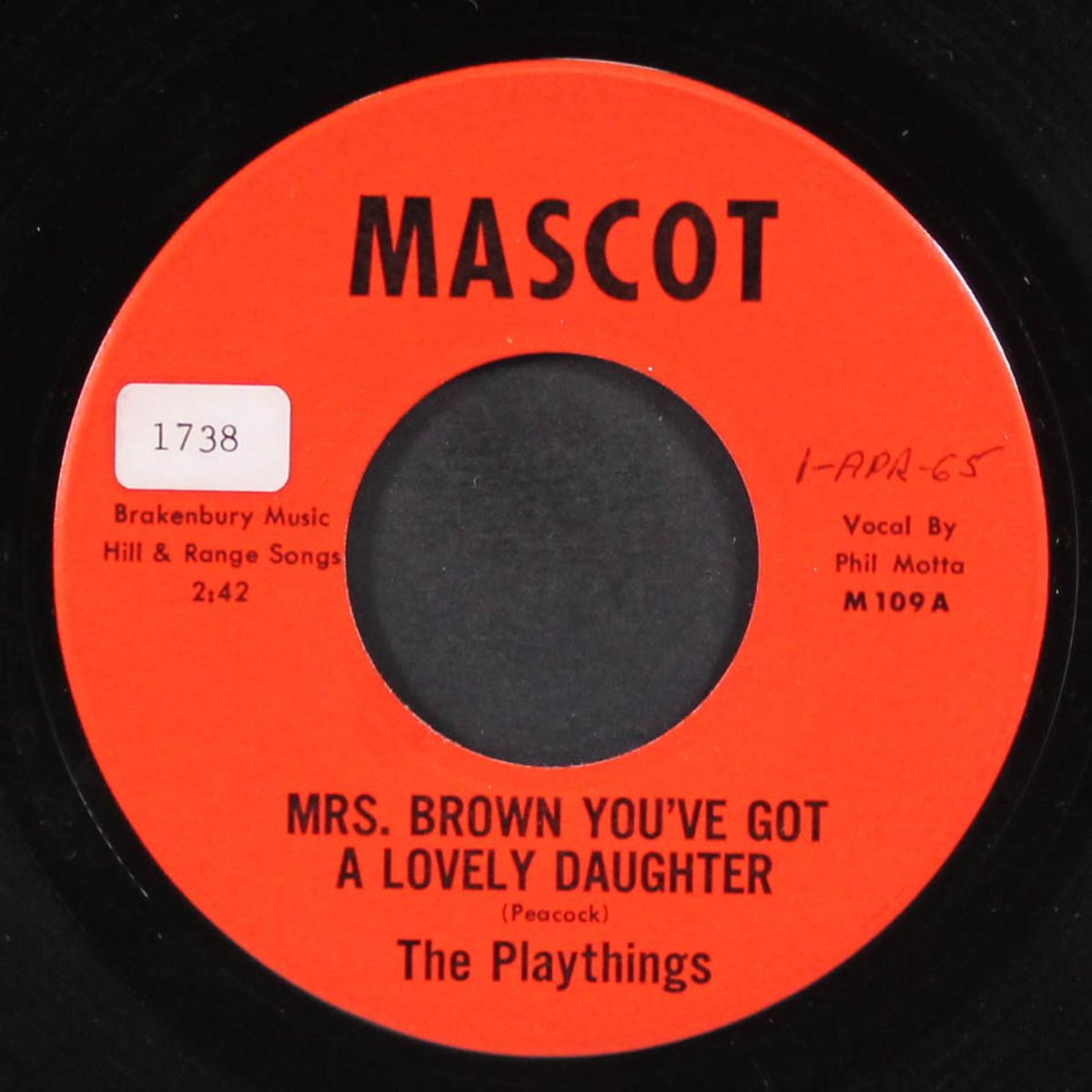 mrs. brown you’ve got a lovely daughter / whirlaway by PLAYTHINGS
