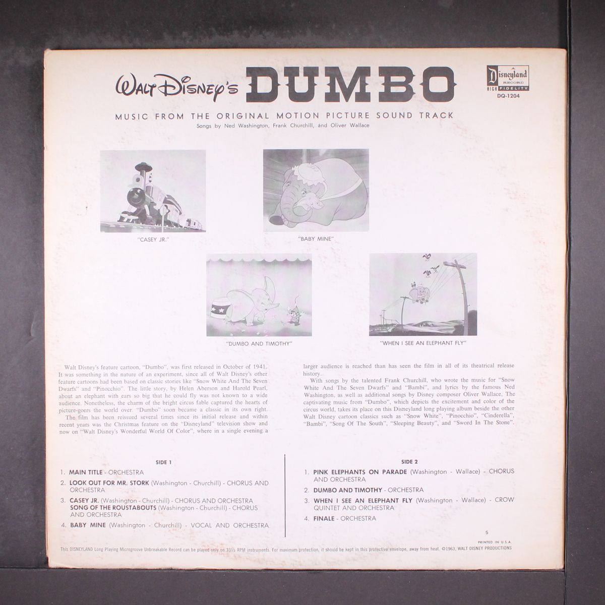 dumbo by WALT DISNEY