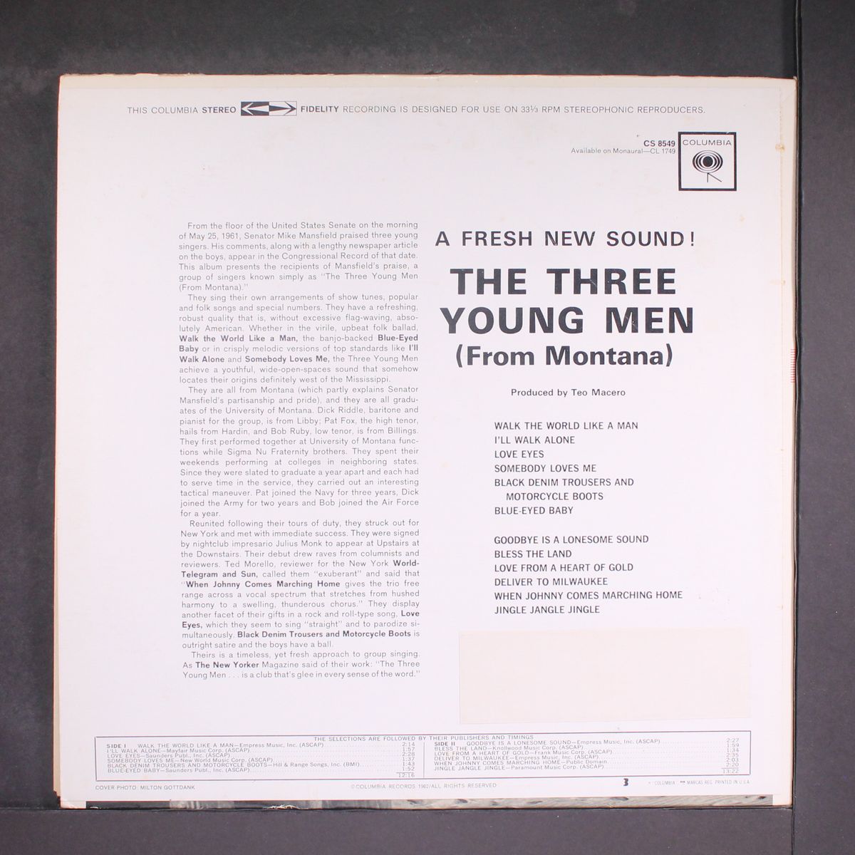 a fresh new sound by THREE YOUNG MEN