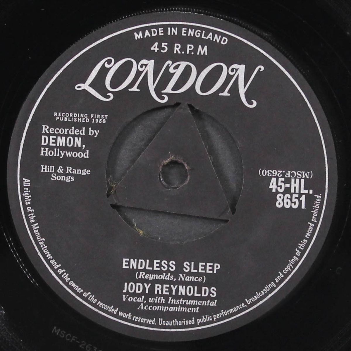 endless sleep / tight capris by JODY REYNOLDS