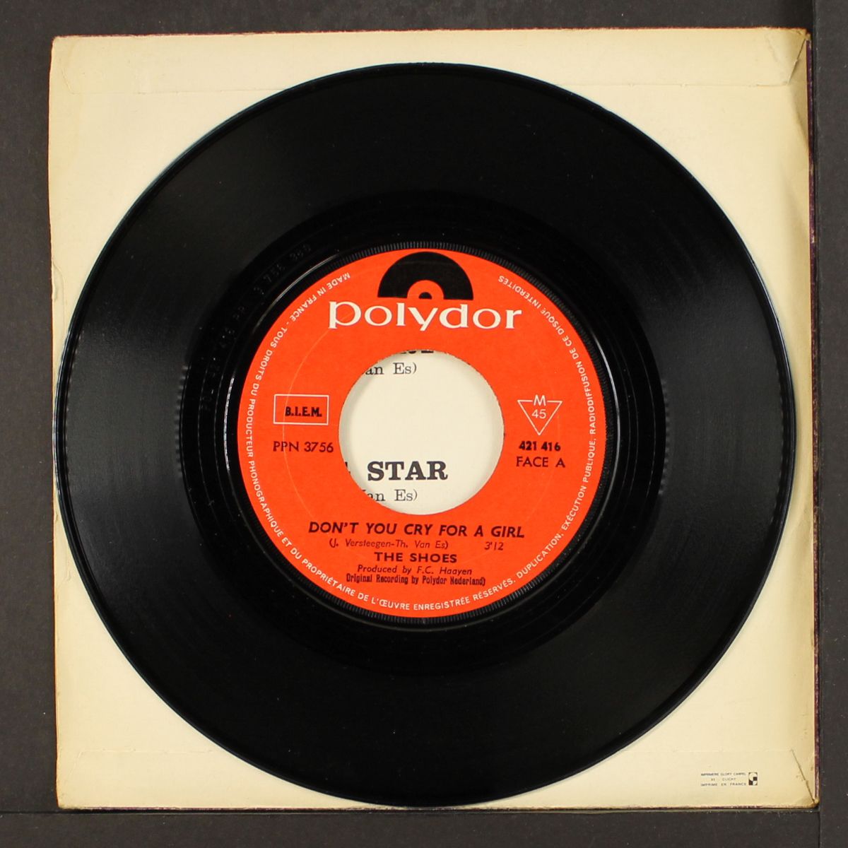 shooting star / don't you cry for a girl by SHOES