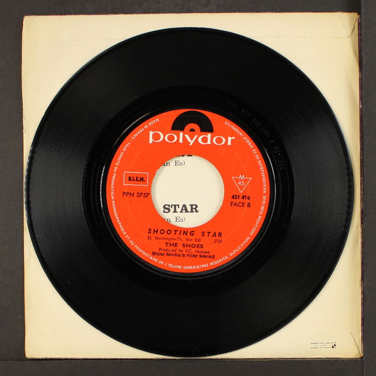 shooting star / don't you cry for a girl by SHOES