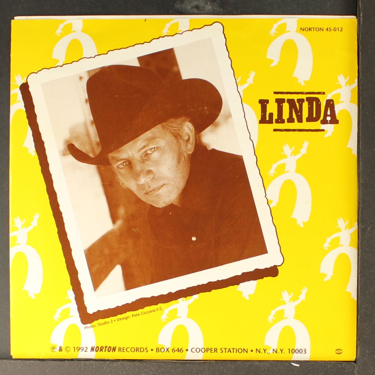 i hate cds by LEGENDARY STARDUST COWBOY