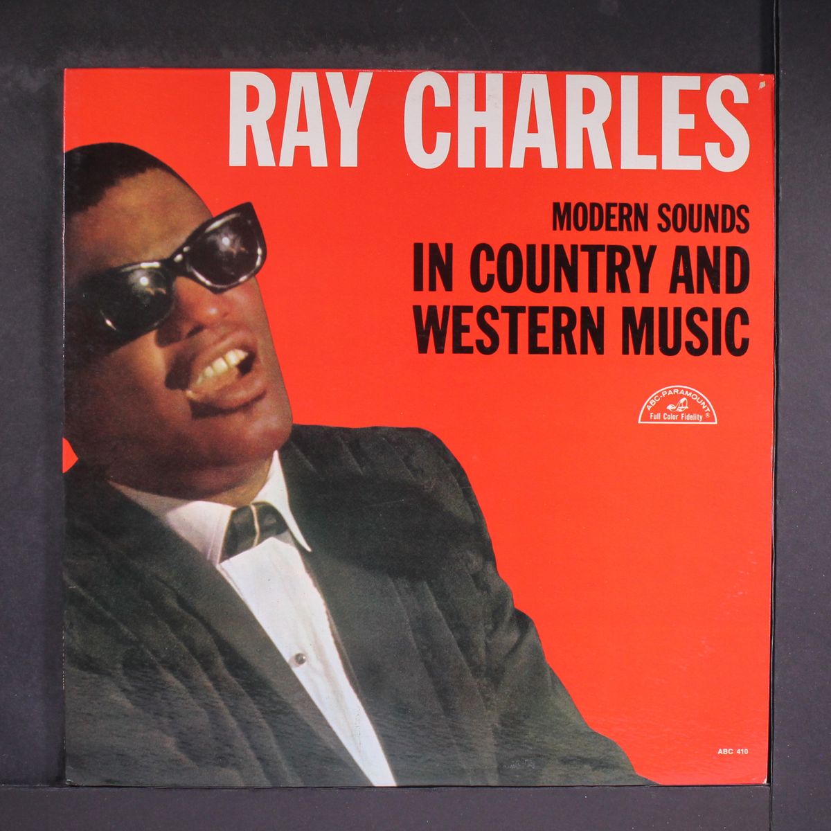 modern sounds in country and western music by RAY CHARLES