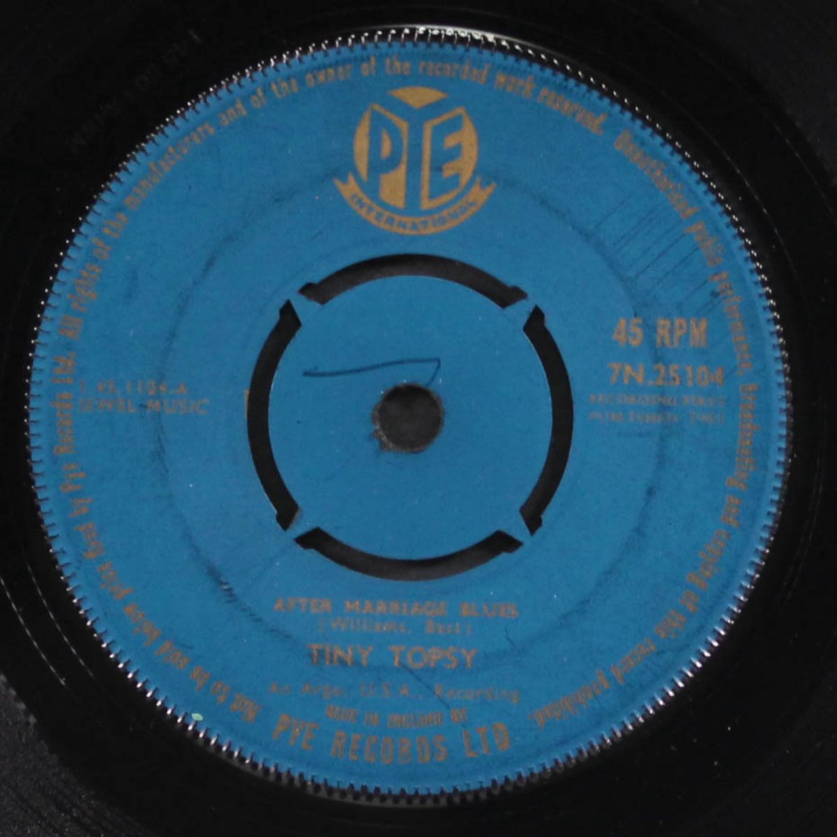 after marriage blues / working on me baby by TINY TOPSY