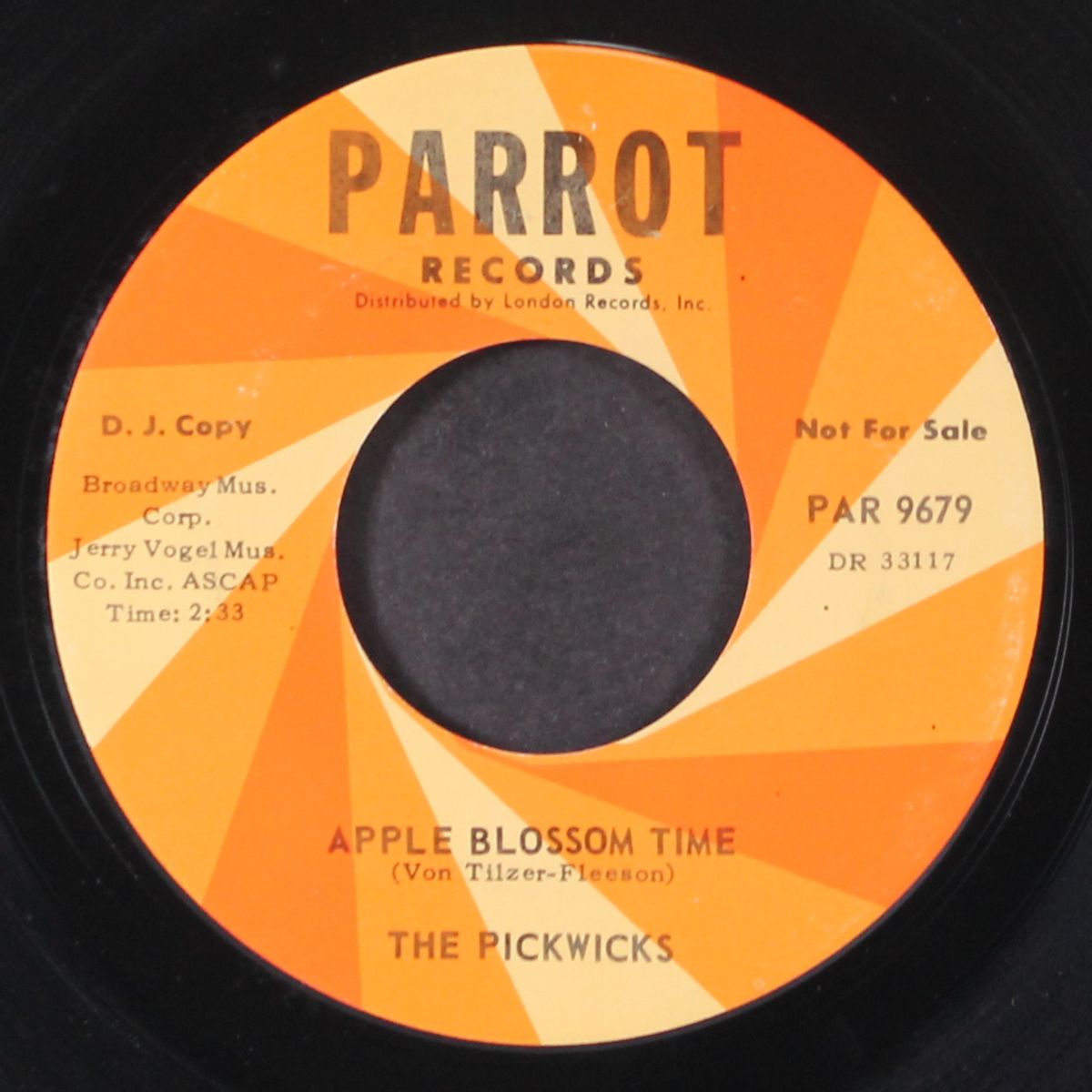 apple blossom time / i don't want to tell you again by PICKWICKS