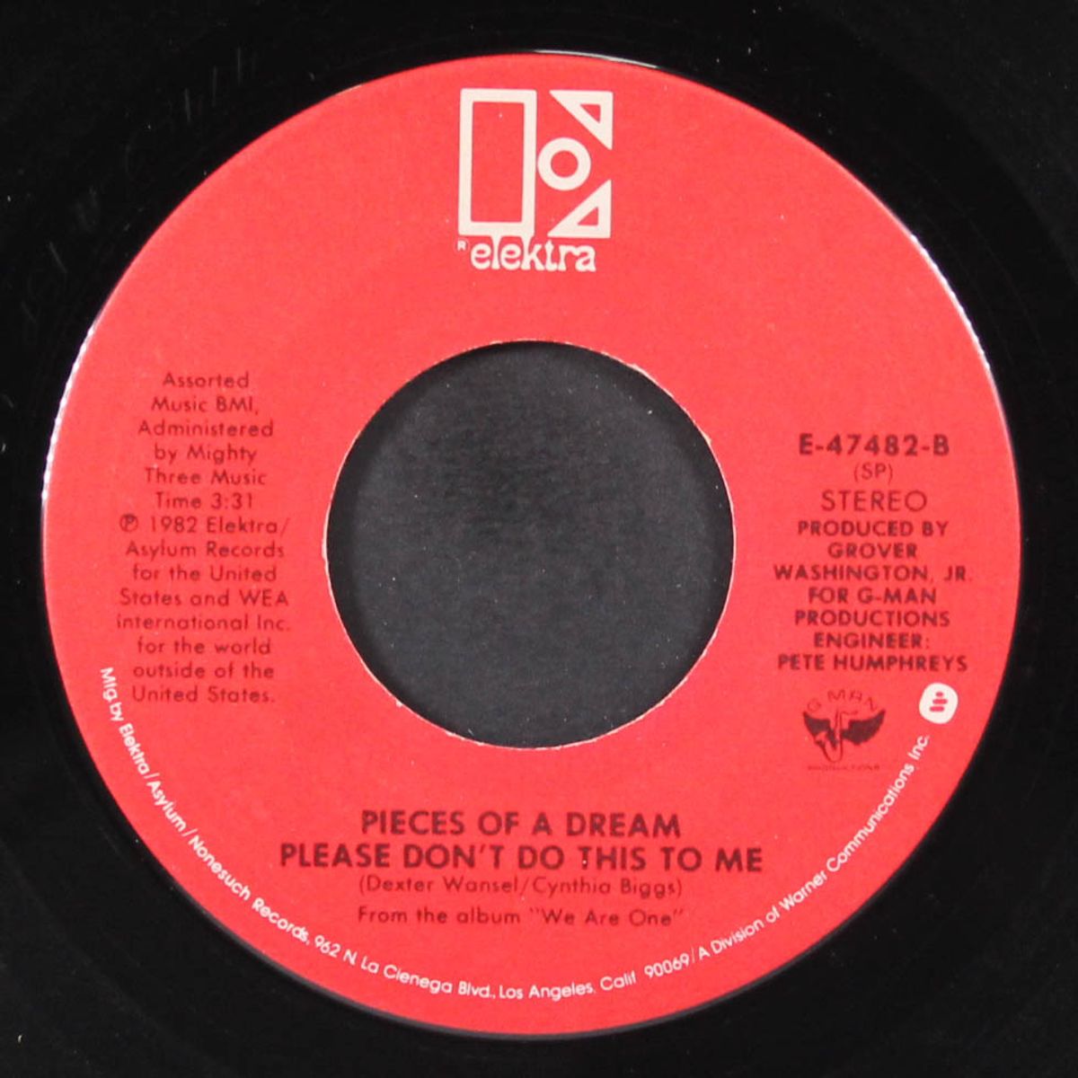 mt. airy groove / please don't do this to me by PIECES OF A DREAM