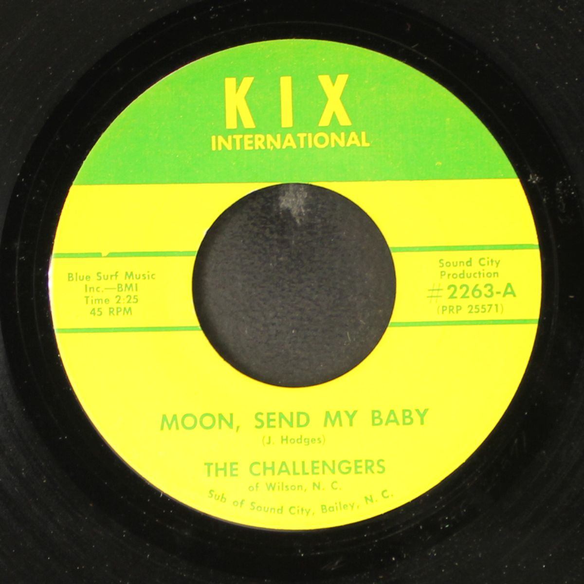 moon, send my baby / dream by CHALLENGERS
