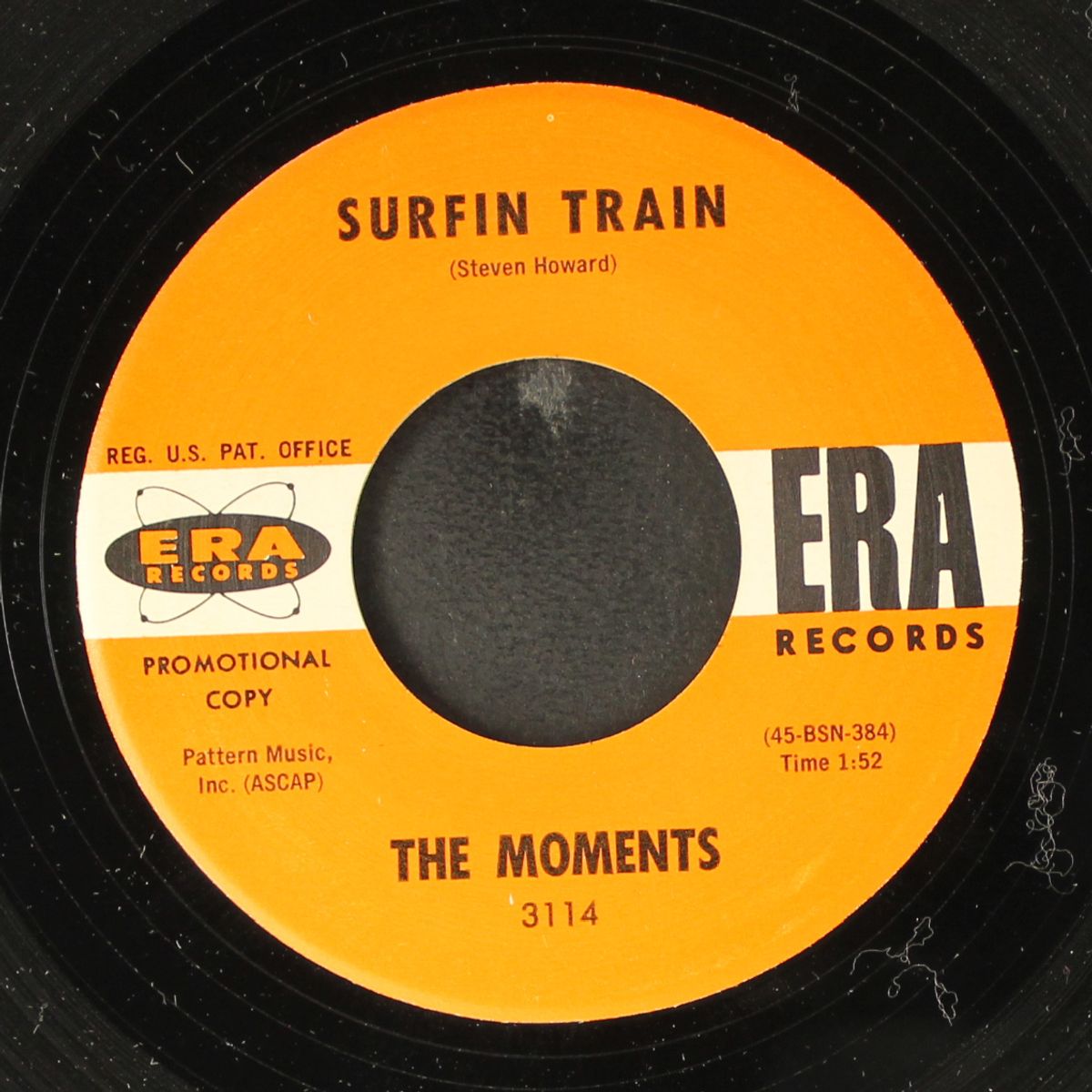 surfin train by MOMENTS