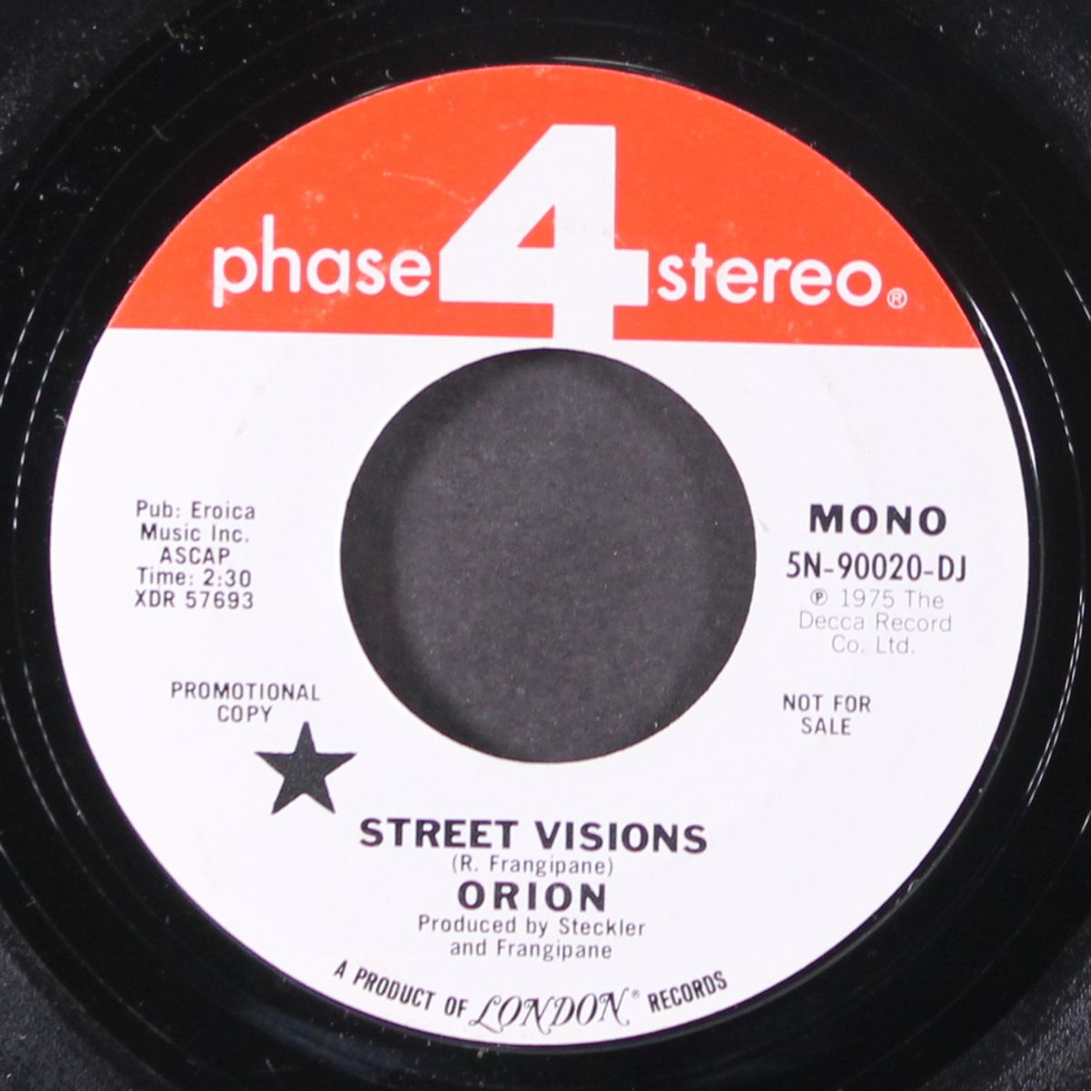 street visions / mono by ORION