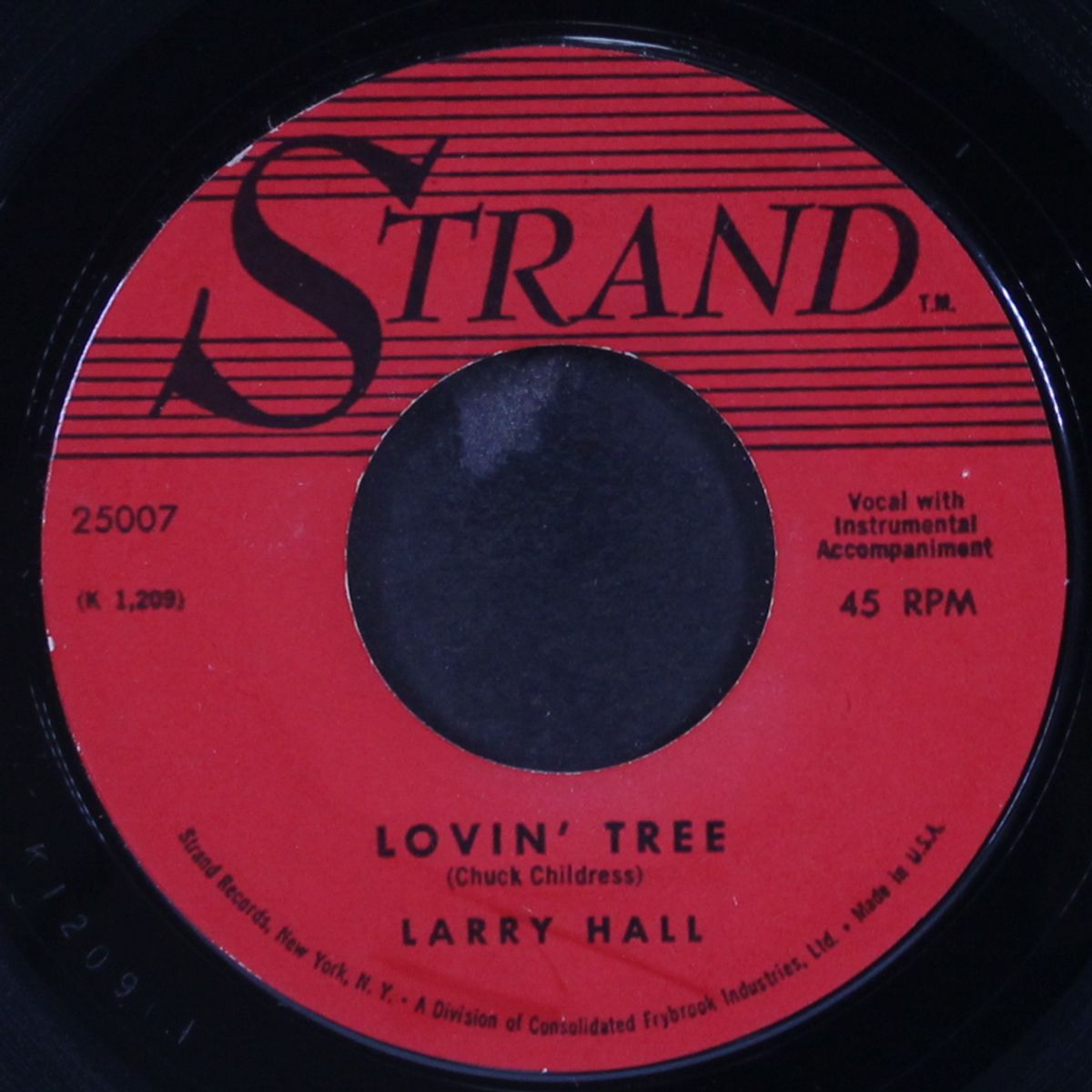 sandy / lovin' tree by LARRY HALL