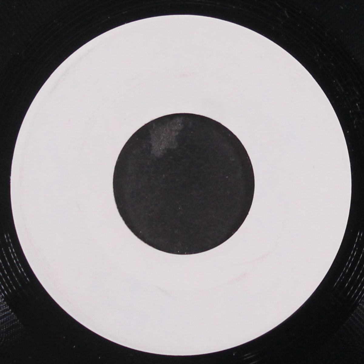 she didn't know by DEE DEE WARWICK