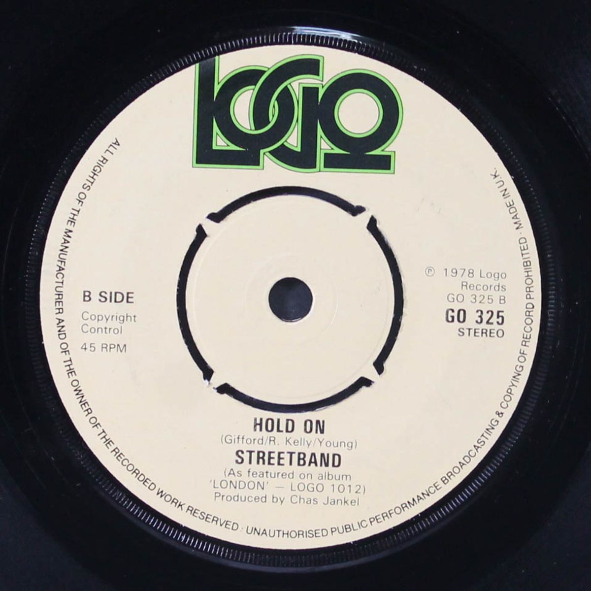 toast by STREETBAND
