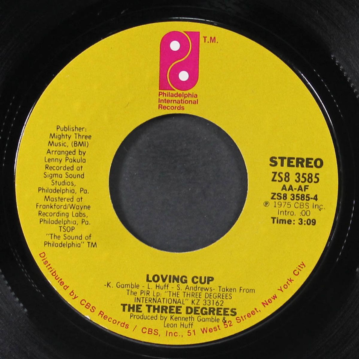 free ride / loving cup by THREE DEGREES