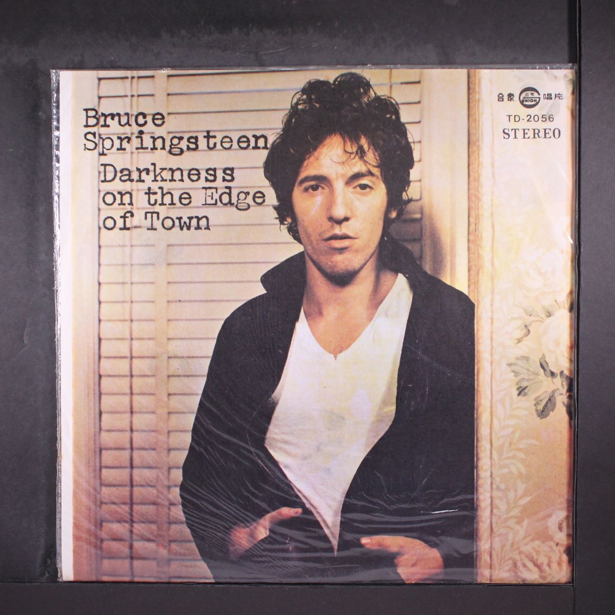 darkness on the edge of town by BRUCE SPRINGSTEEN