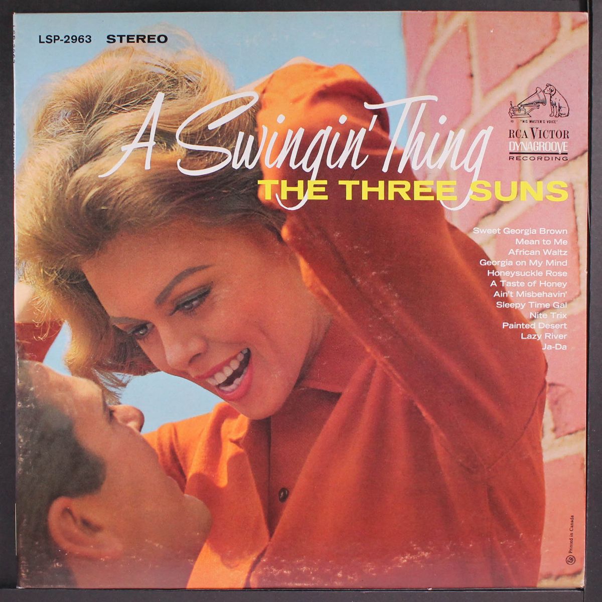 a swingin' thing by THREE SUNS