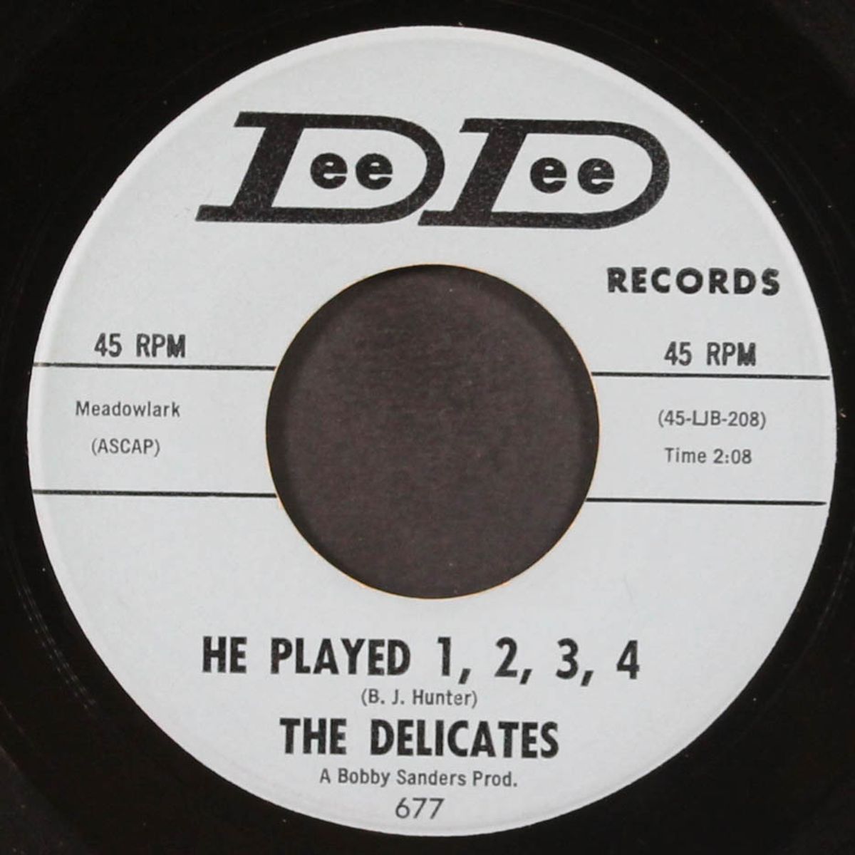my pillow / he played 1, 2, 3, 4 by DELICATES