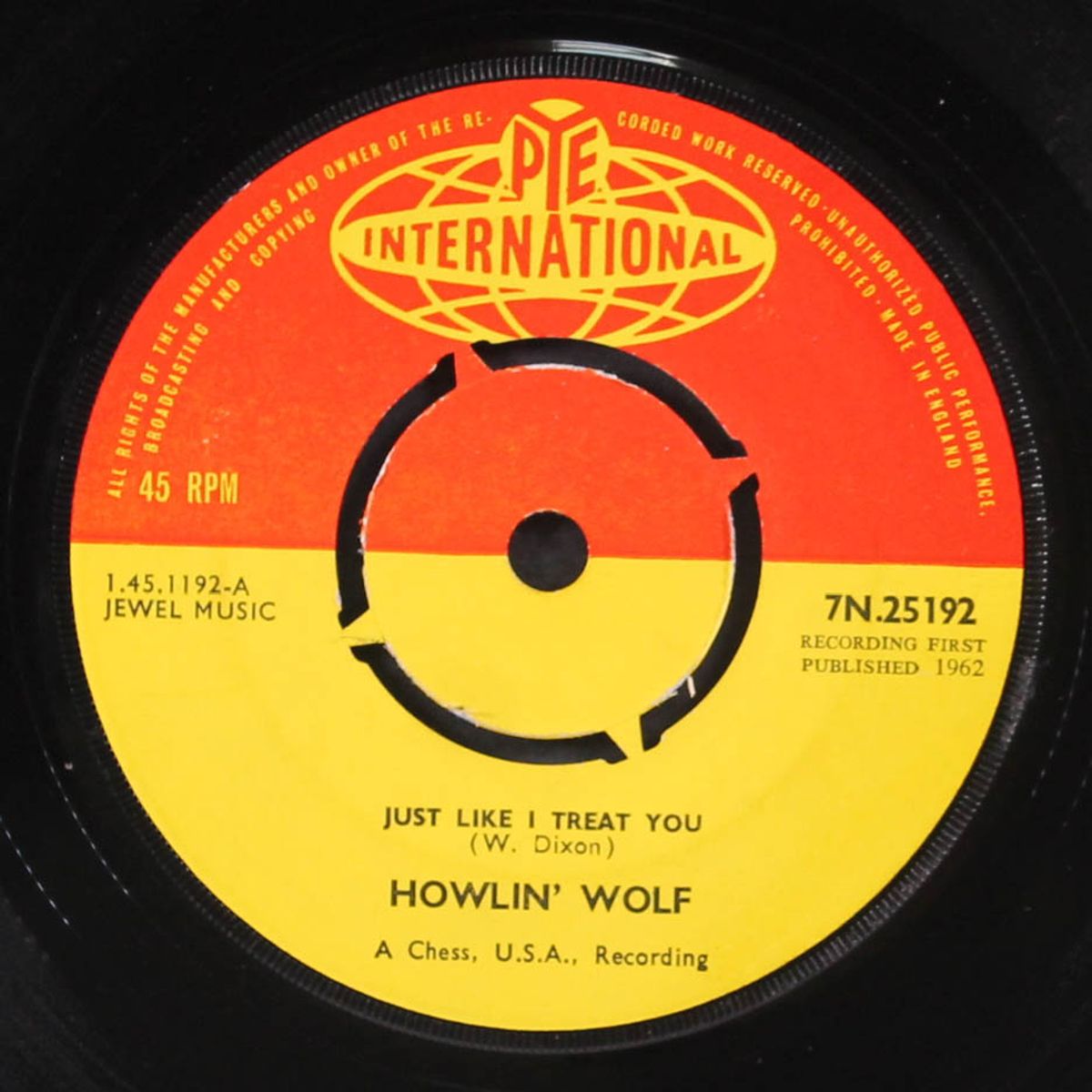 just like i treat you / i ain't superstitious by HOWLIN' WOLF