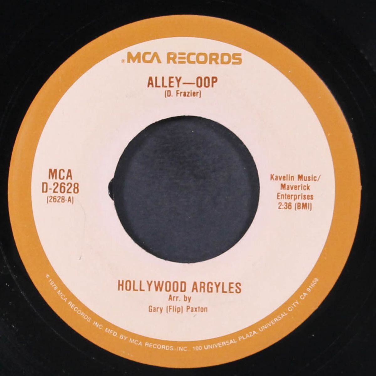 sho' know a lot about love / alley-oop by HOLLYWOOD ARGYLES
