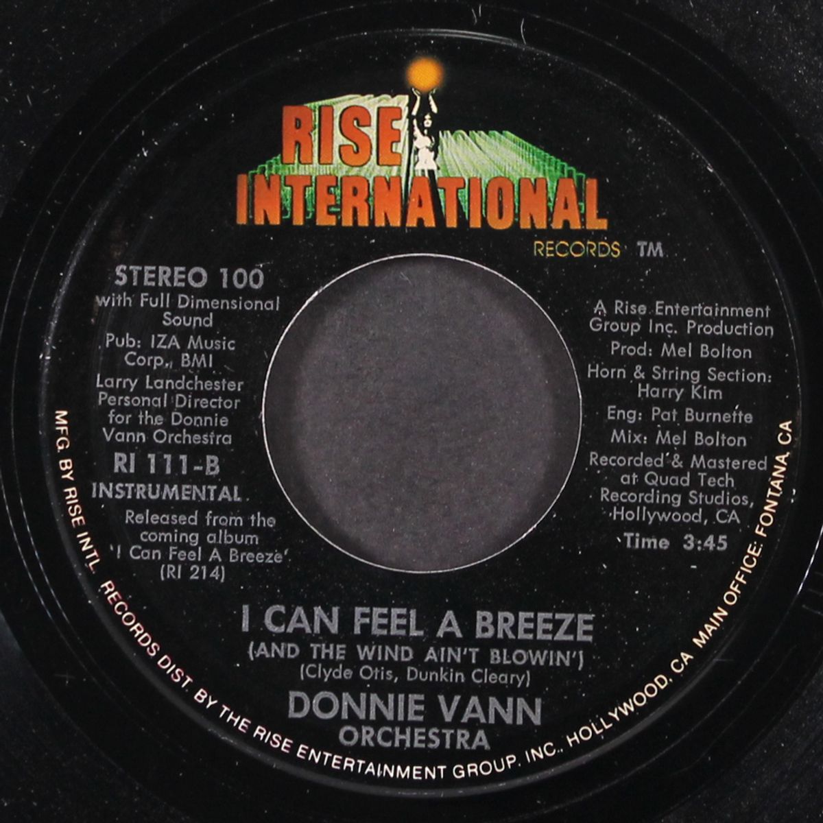 i can feel a breeze by DONNIE VANN