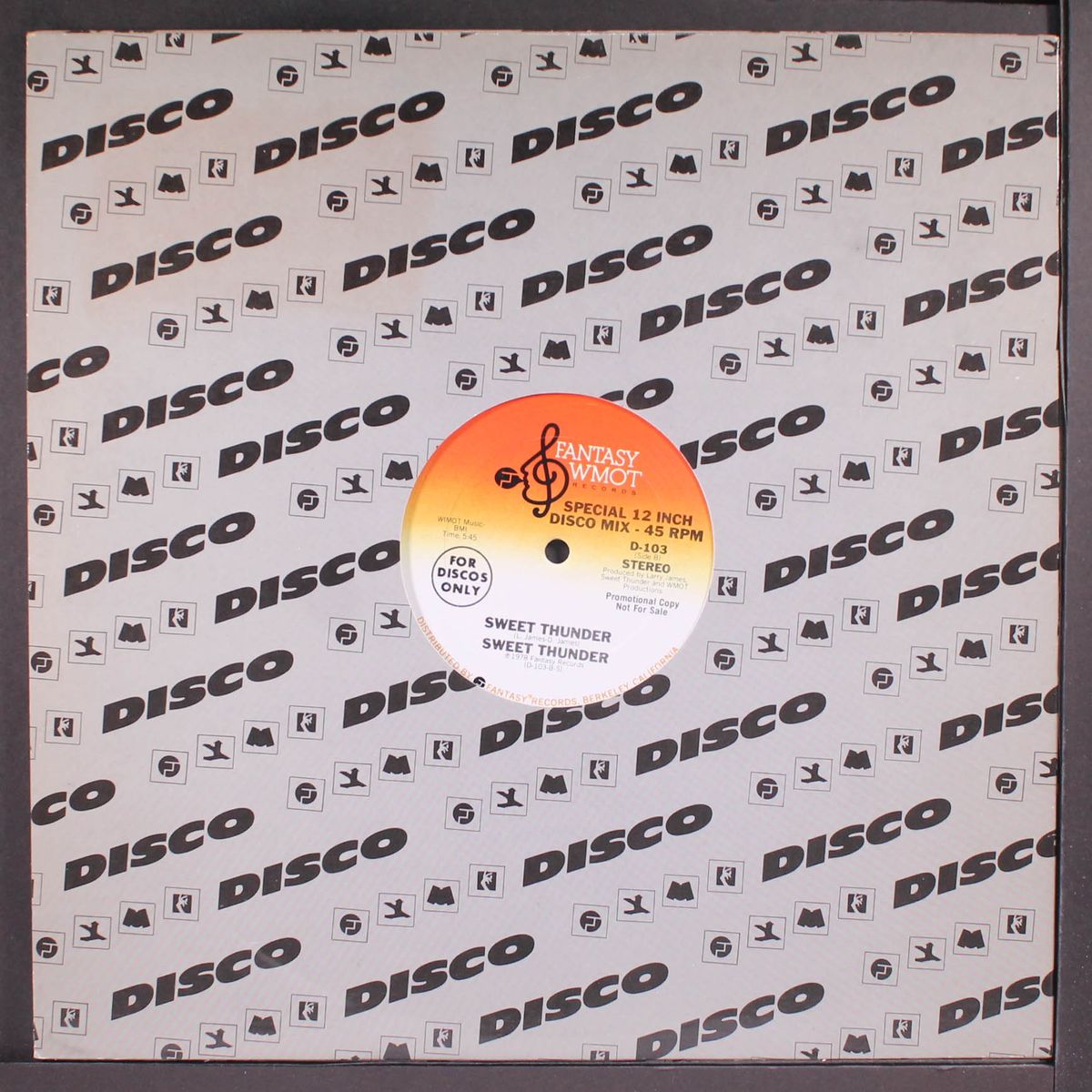 everybody's singin' love songs by SWEET THUNDER