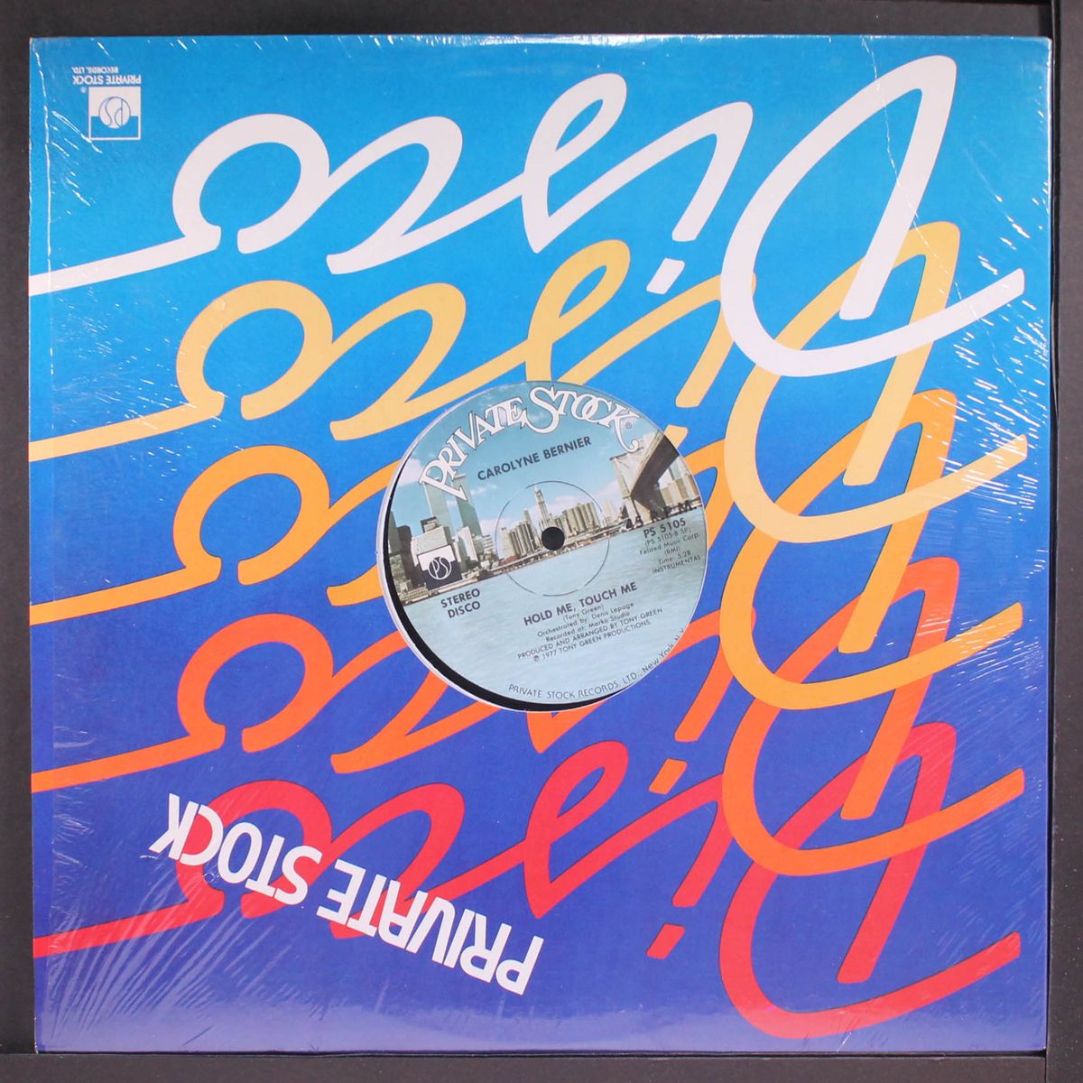 hold me, touch me / instrumental by CAROLYNE BERNIER