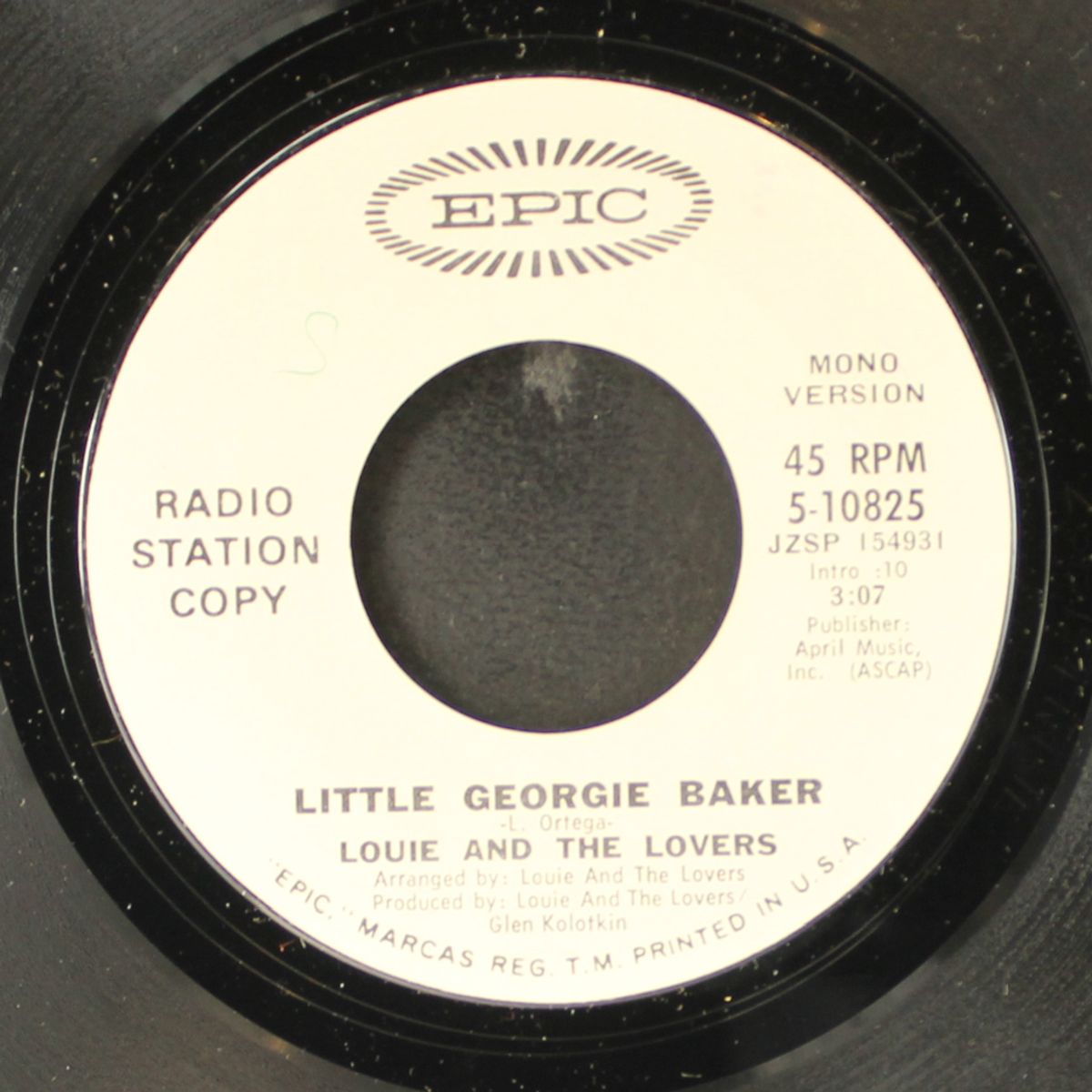 little georgie baker / mono by LOUIE & LOVERS
