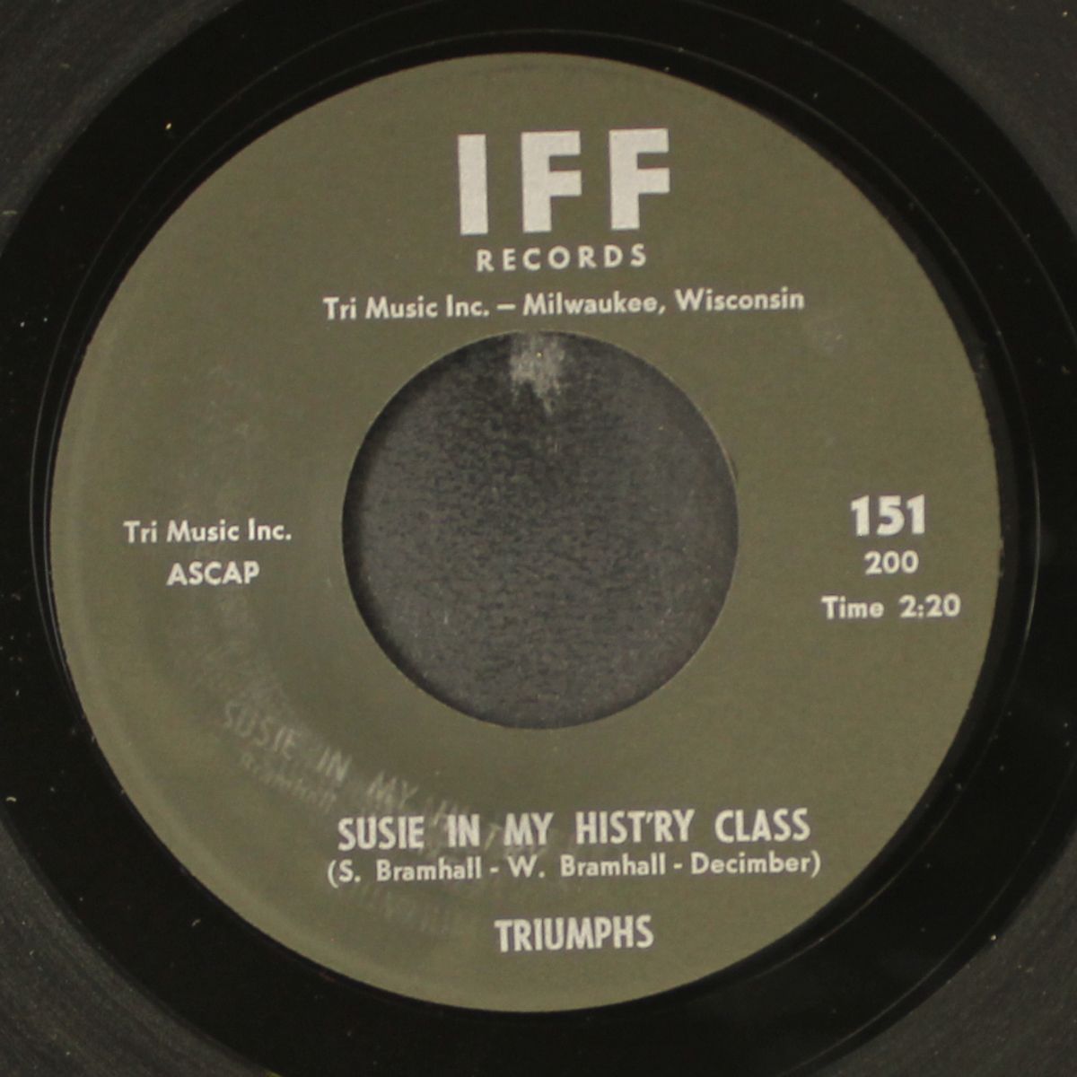 surfside date / susie in my hist'ry class by TRIUMPHS