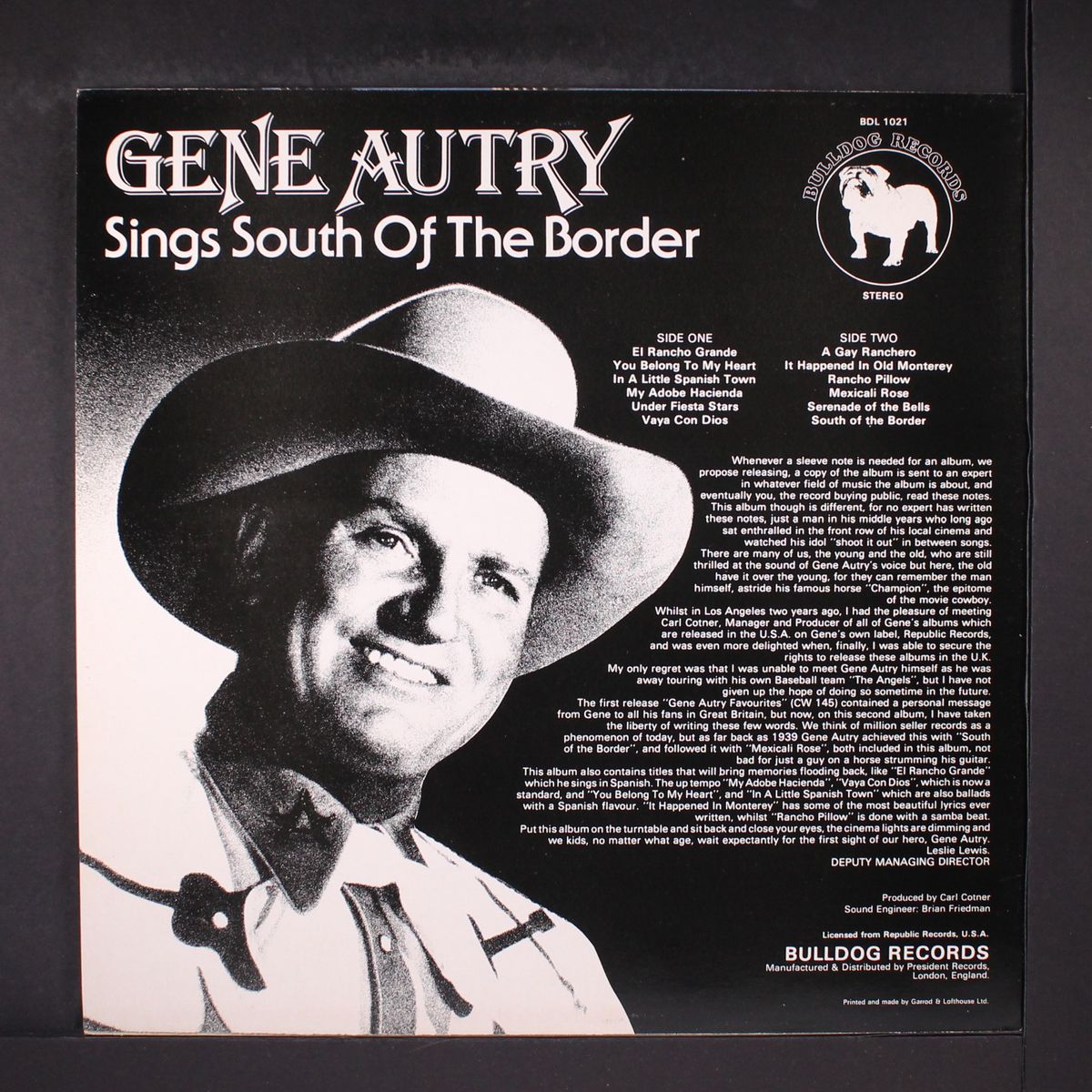 sings south of the border by GENE AUTRY