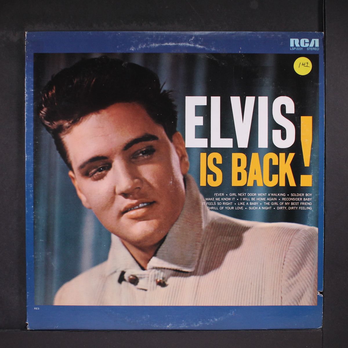 elvis is back! by ELVIS PRESLEY