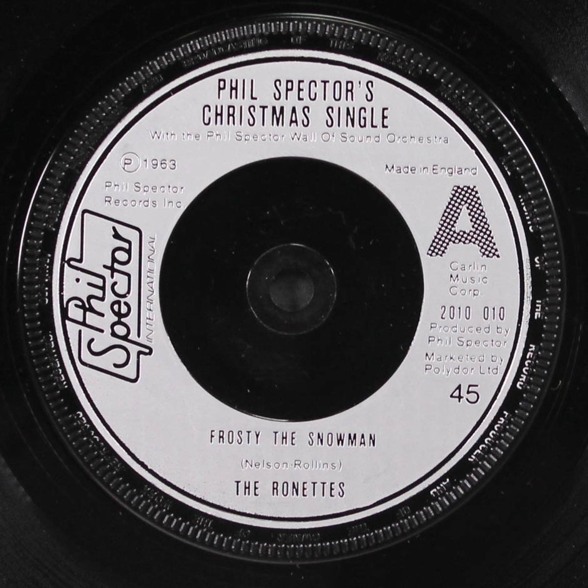 frosty the snowman / white christmas / santa claus is coming to town by RONETTES / DARLENE LOVE / CRYSTALS
