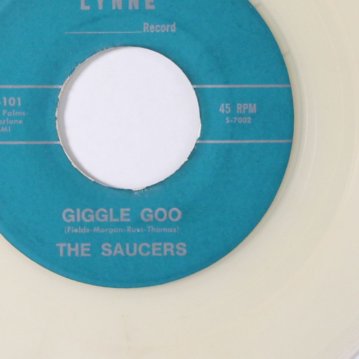 hello darling / giggle goo by SAUCERS