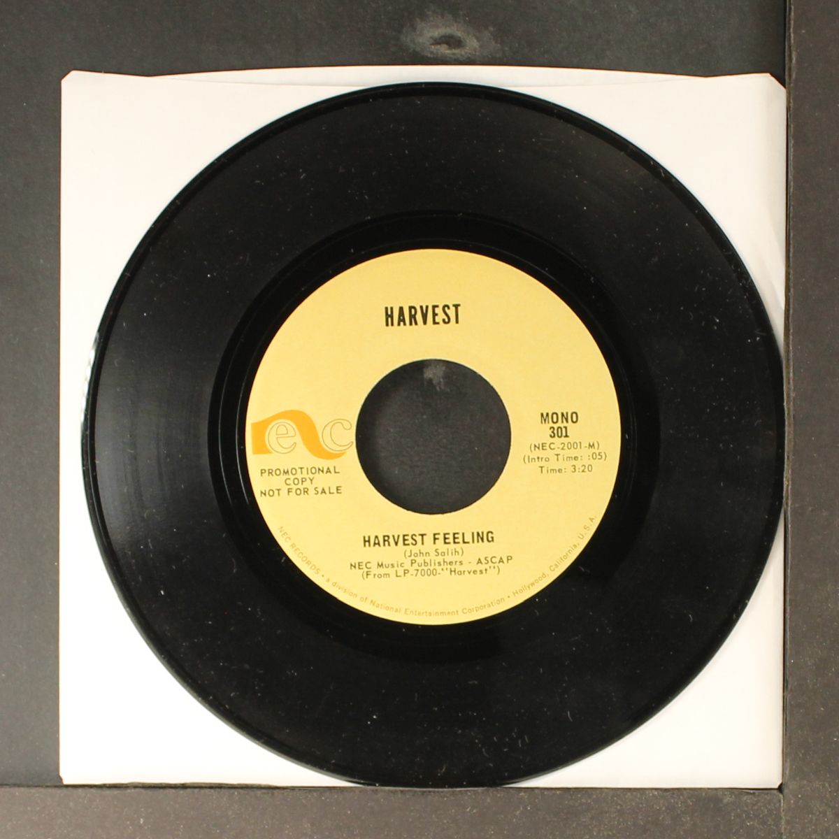 harvest feeling / mono by HARVEST