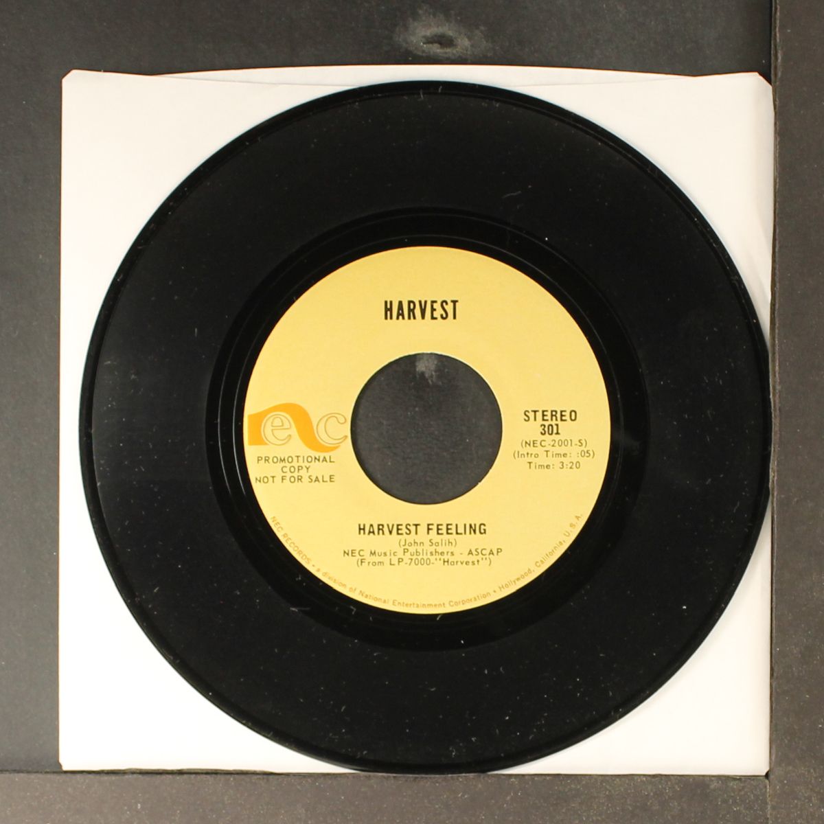 harvest feeling / mono by HARVEST