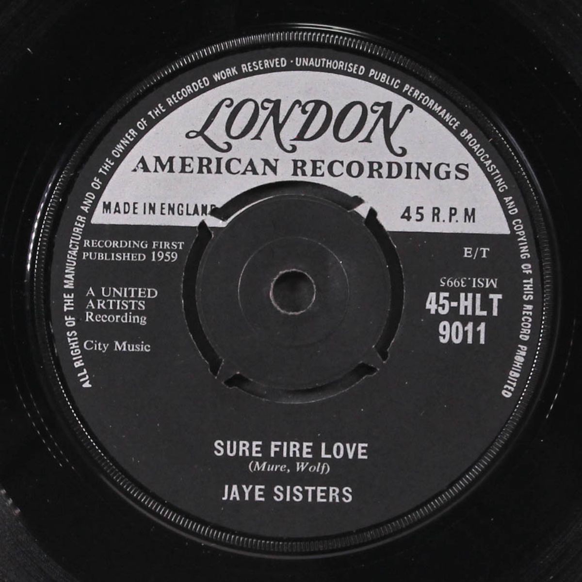 g-3 / sure fire love by JAYE SISTERS