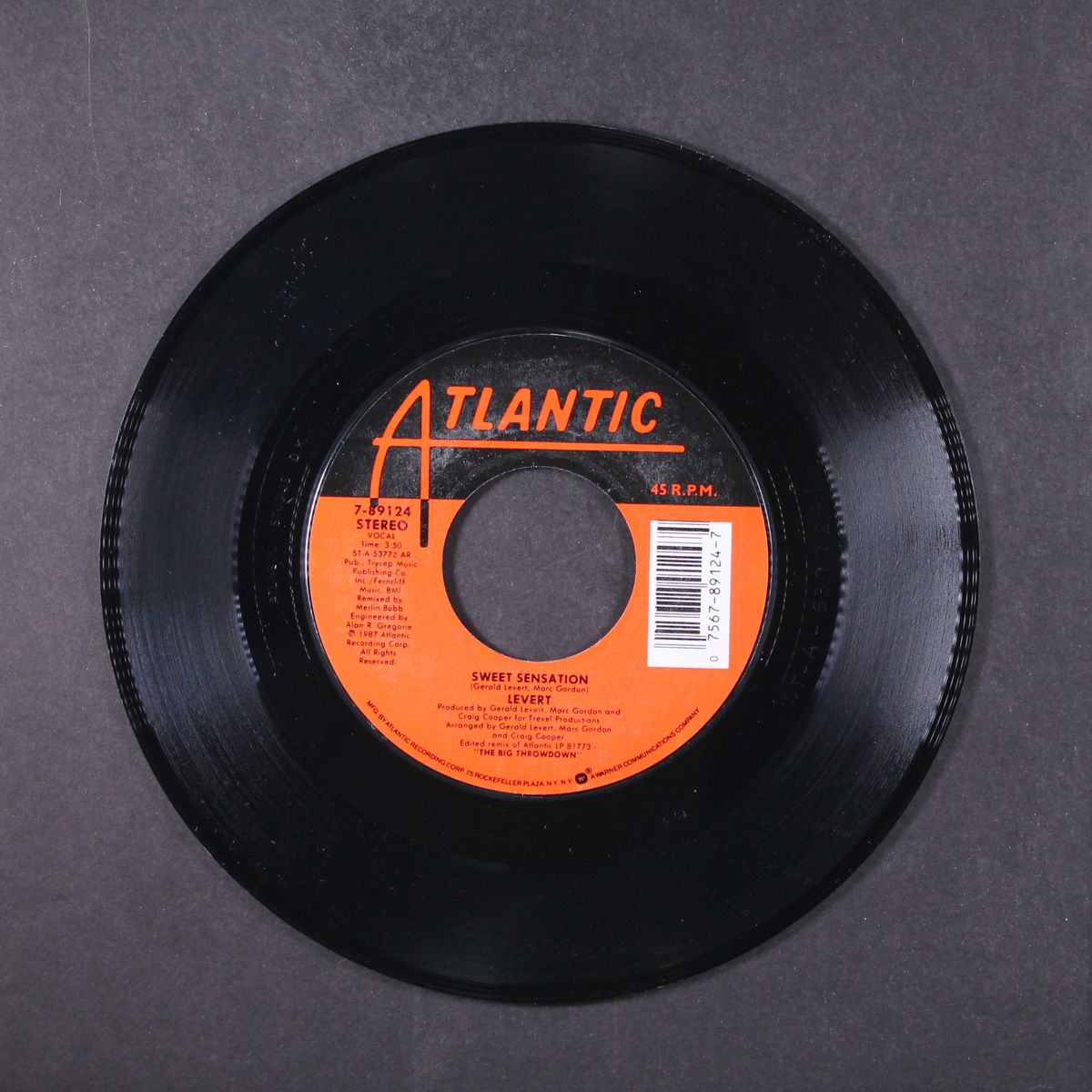 sweet sensation / love the way u love me by LEVERT