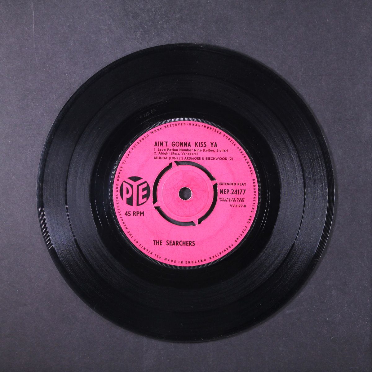 ain't gonna kiss ya +3 by SEARCHERS