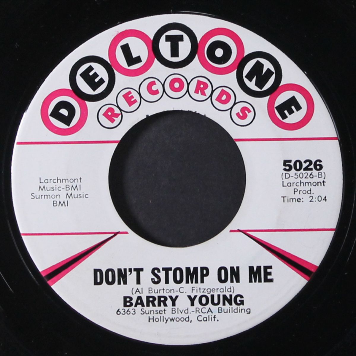 i'm walking the floor / don't stomp on me by BARRY YOUNG